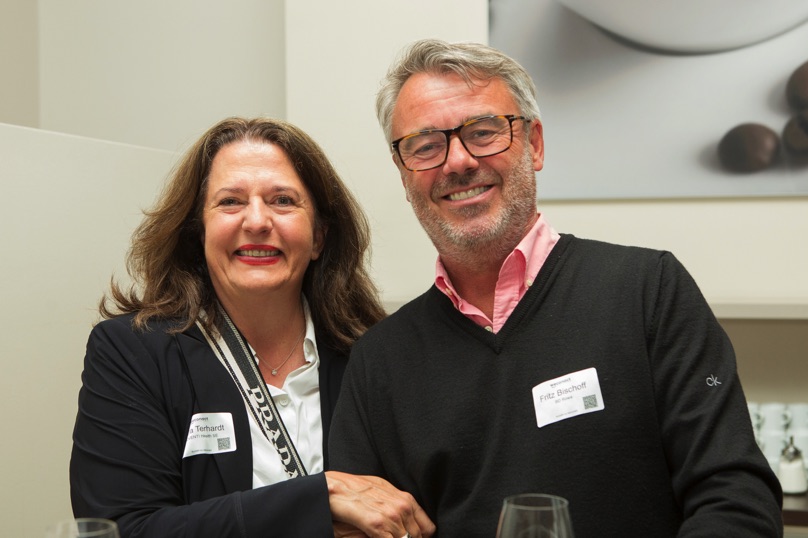 /images/slider-imgs-xs/026_Foto Loeffler_Weconact.jpg